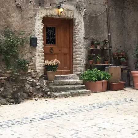 La Casetta Del Colonnato. Apartment